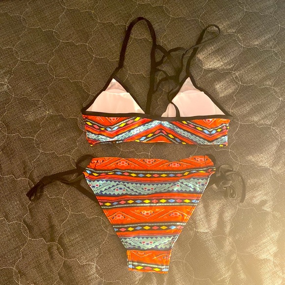 Women’s Bathing Suit sized medium #SUMMER - Picture 2 of 4